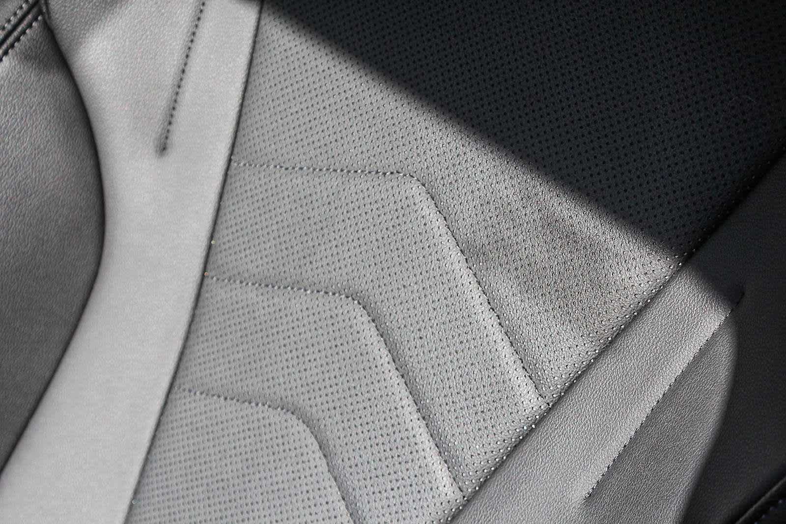 Thumbnail: 2023 BMW X1 - 24