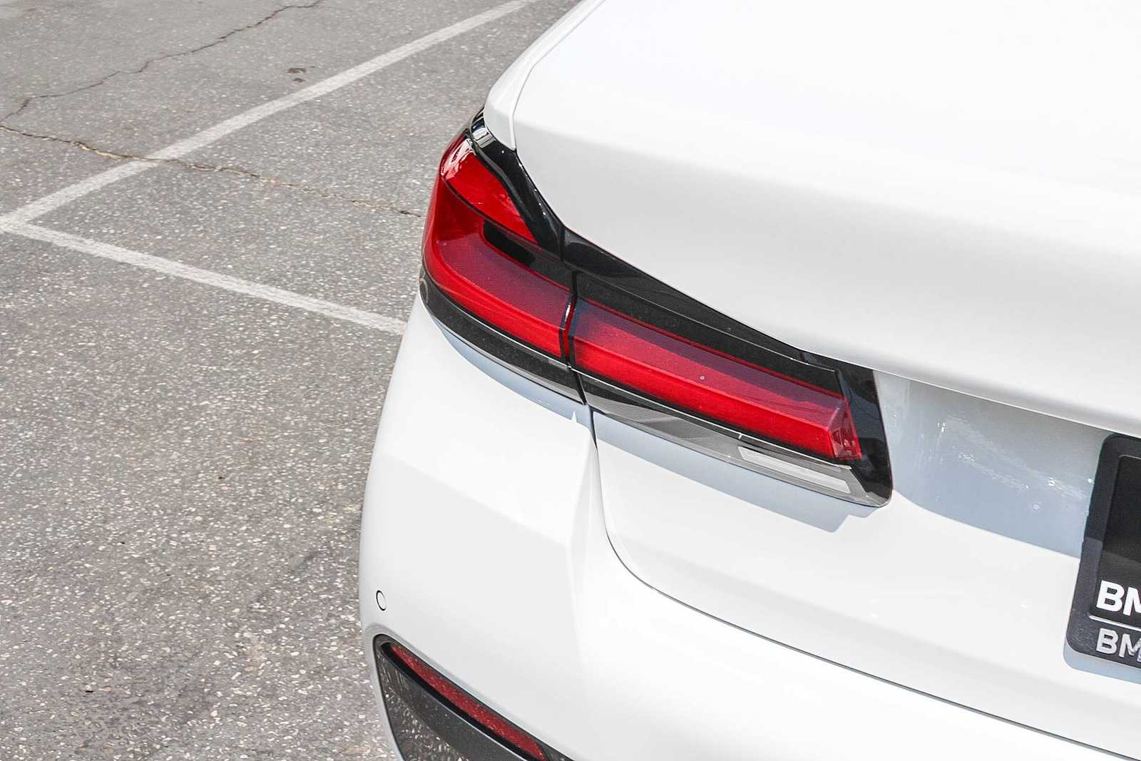 Thumbnail: 2022 BMW 5 Series - 13