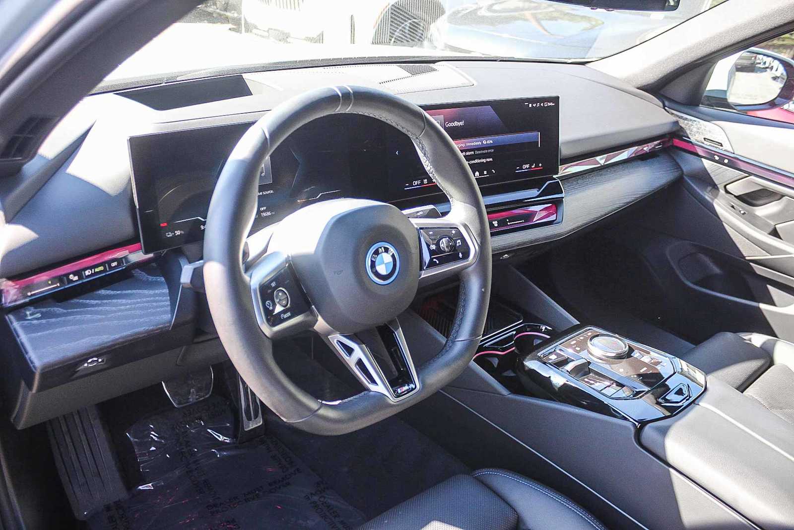 Thumbnail: 2025 BMW i5 - 17