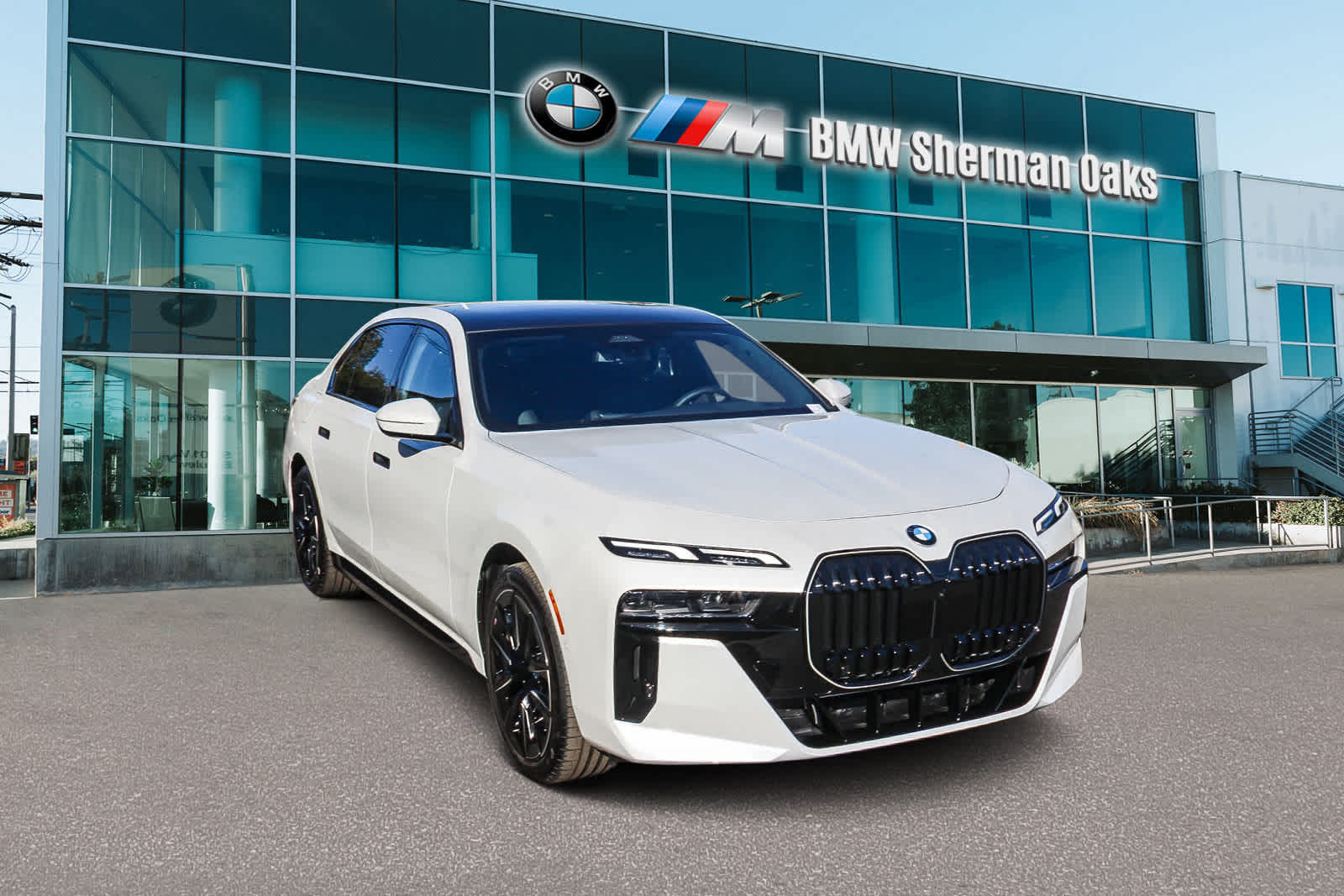 Thumbnail: 2025 BMW 7 Series - 3