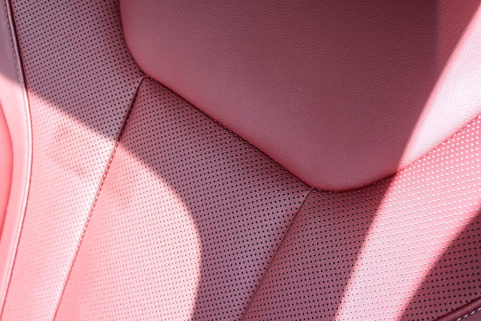 Thumbnail: 2025 BMW 3 Series - 24