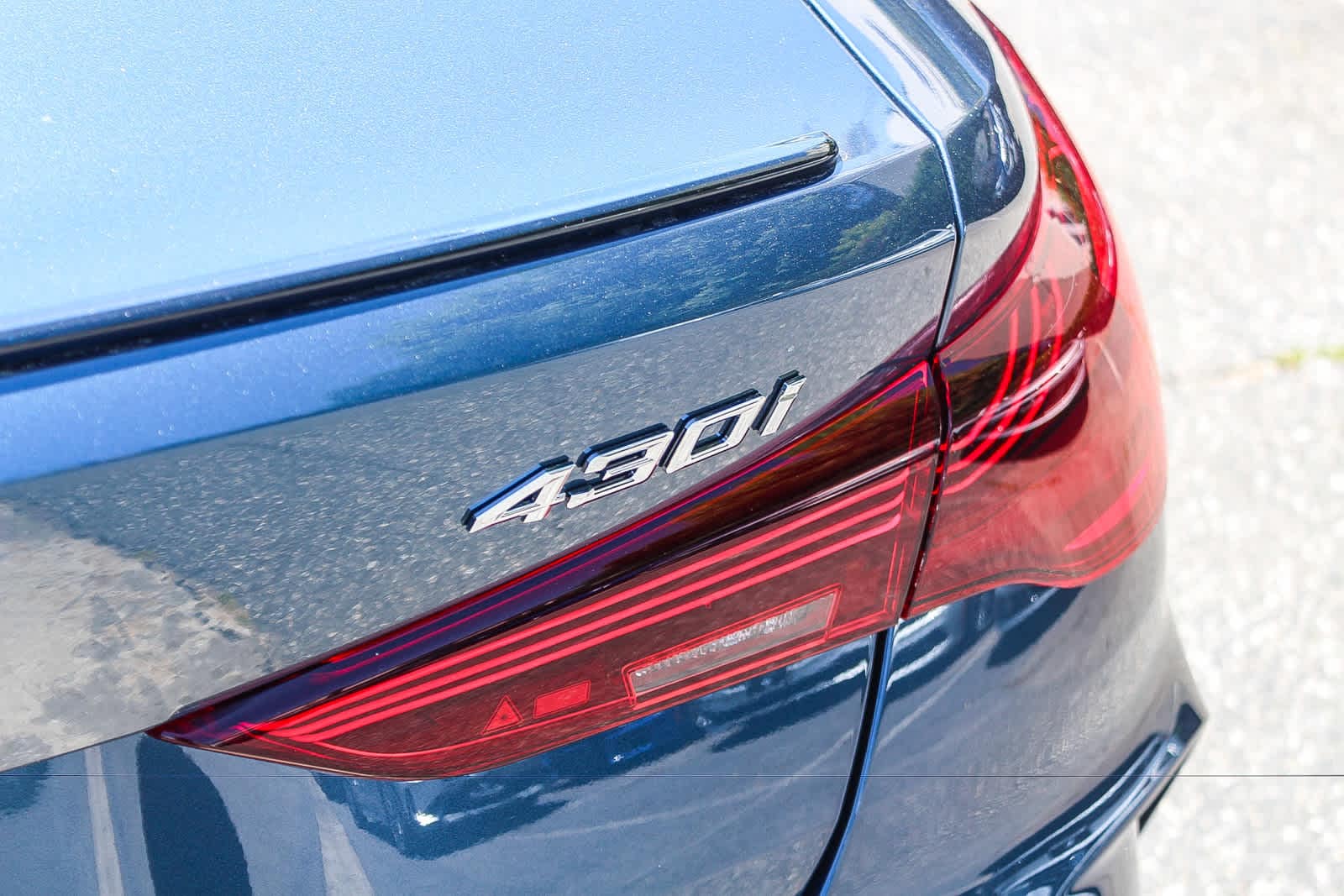 Thumbnail: 2027 BMW 4 Series - 25