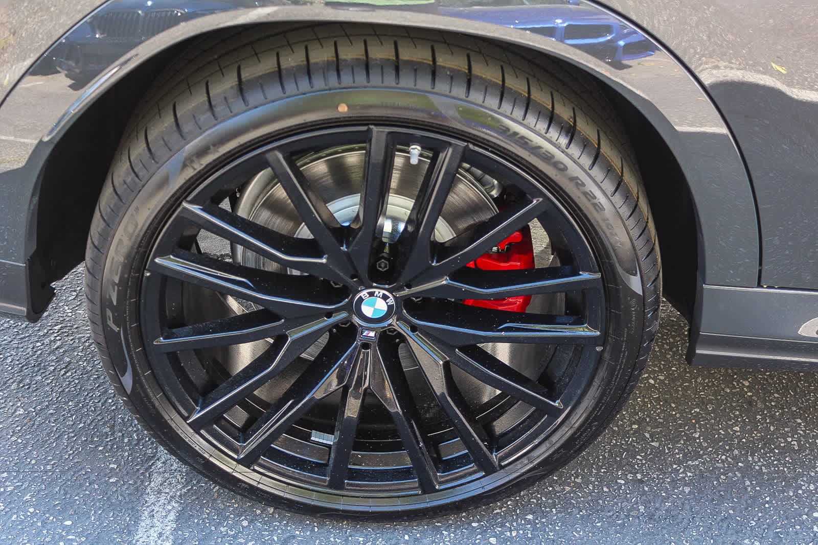 Thumbnail: 2027 BMW X6 - 8