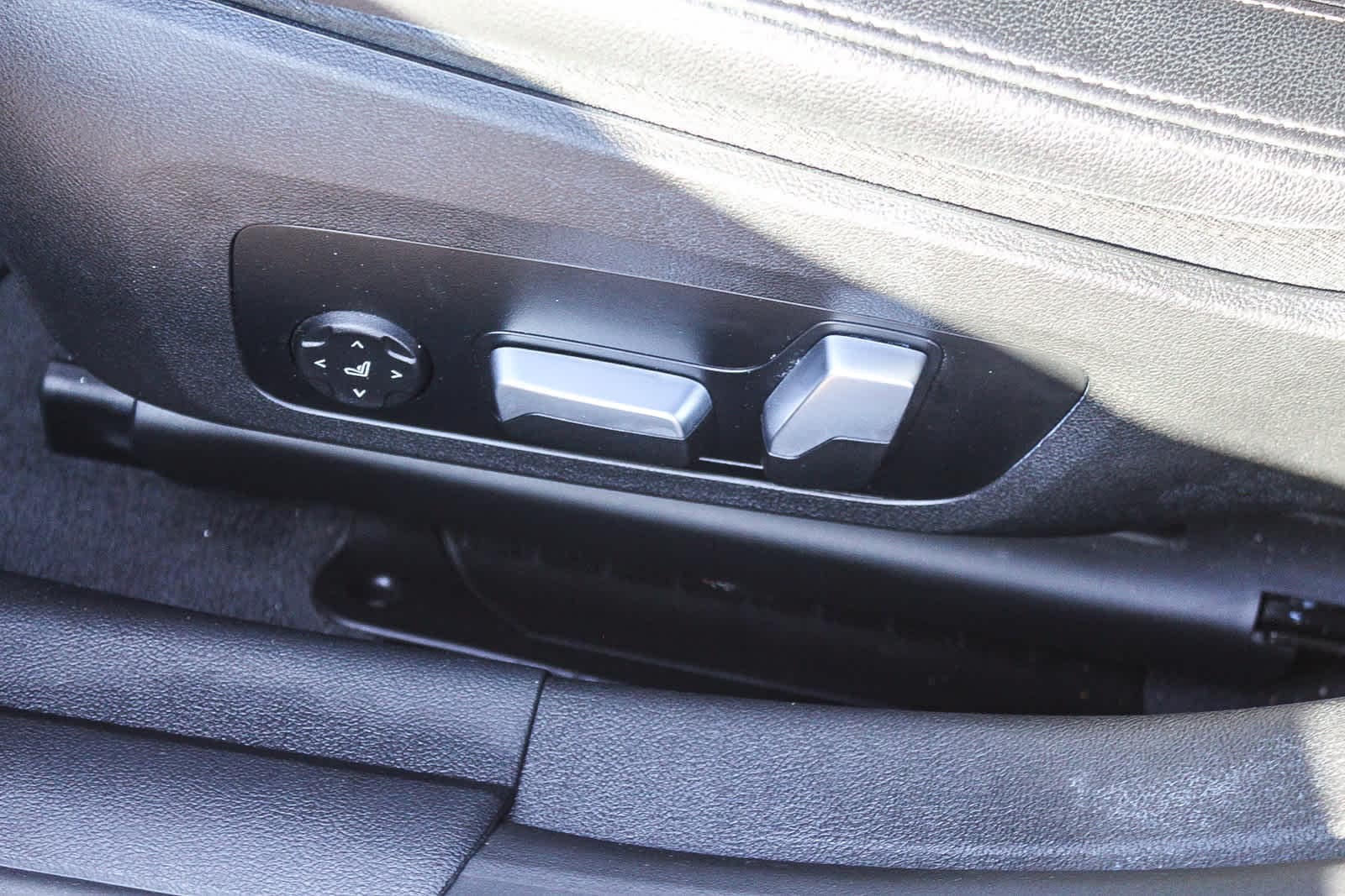 Thumbnail: 2023 BMW 4 Series - 29