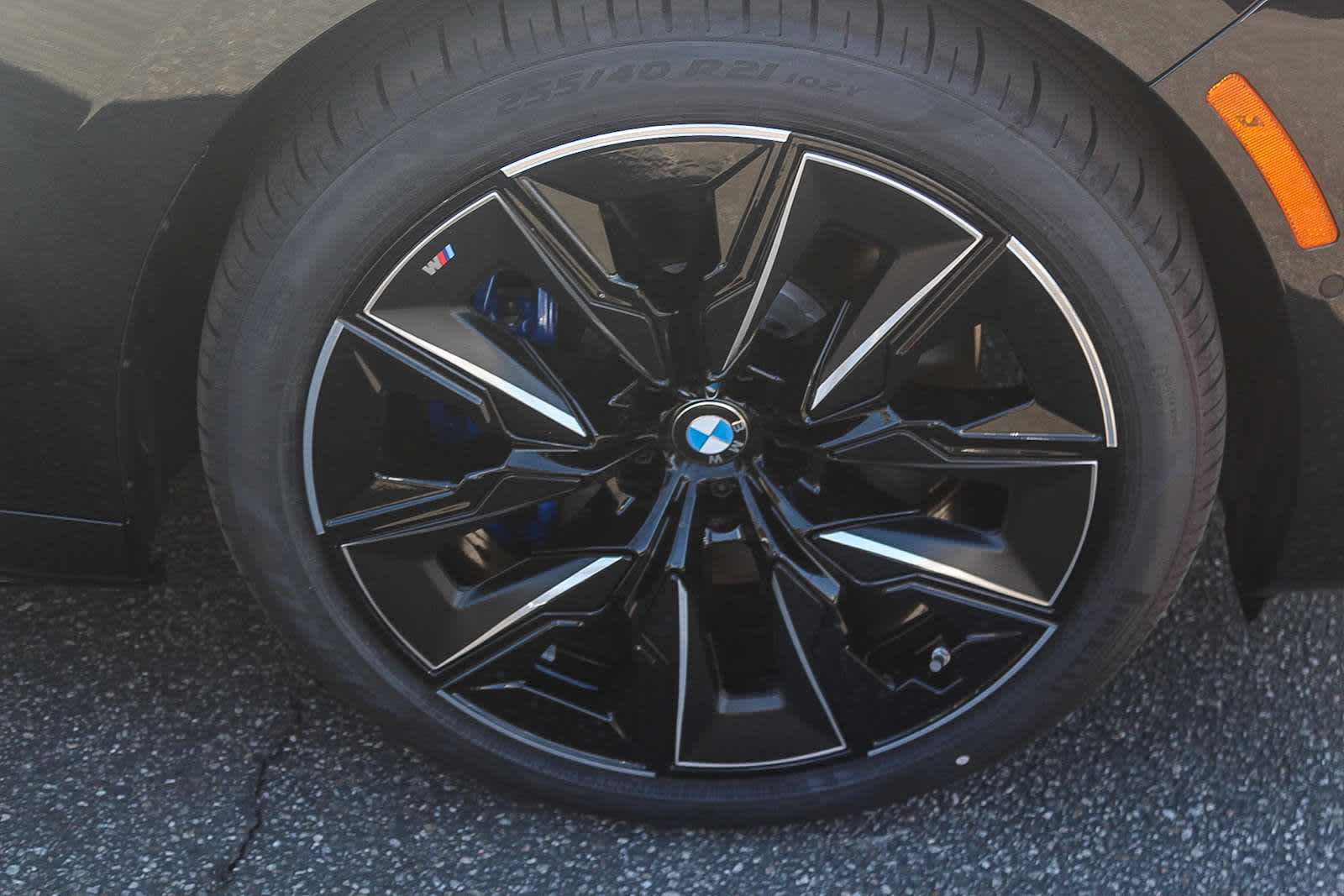Thumbnail: 2025 BMW i7 - 9