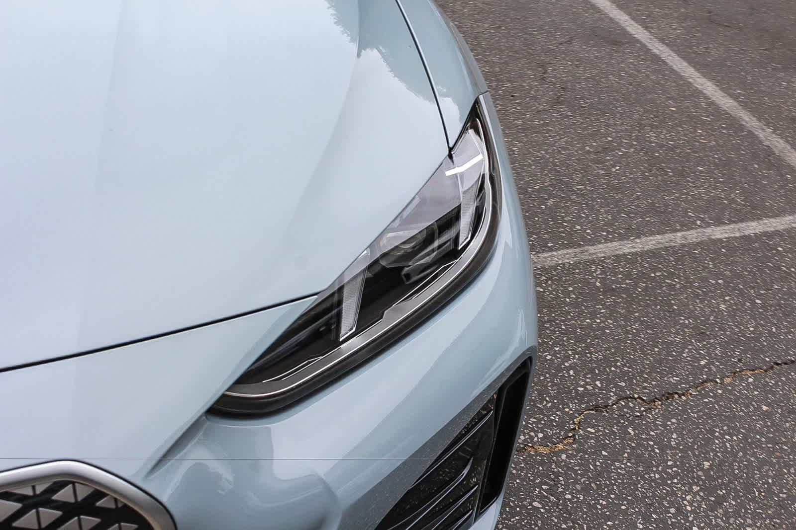 Thumbnail: 2026 BMW i4 - 10