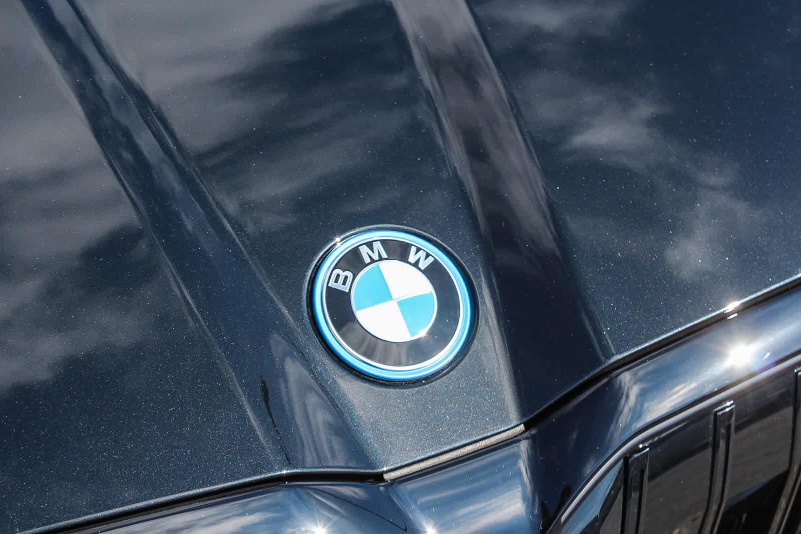 Thumbnail: 2026 BMW 5 Series - 11