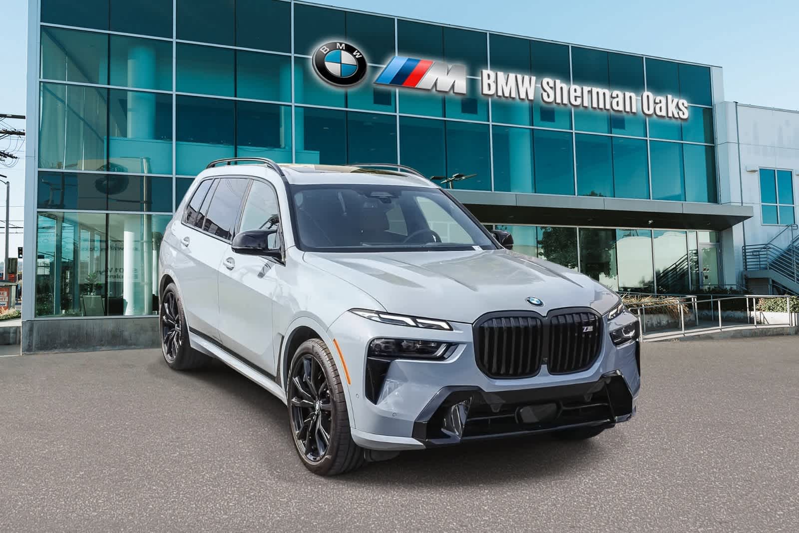 Thumbnail: 2025 BMW X7 - 3
