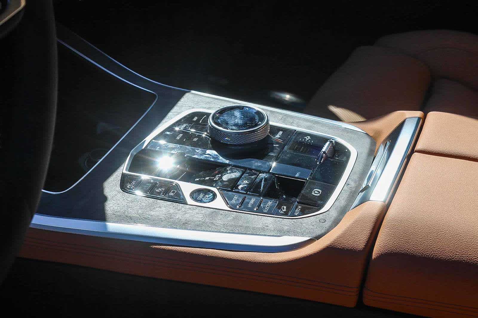 Thumbnail: 2026 BMW X5 - 19