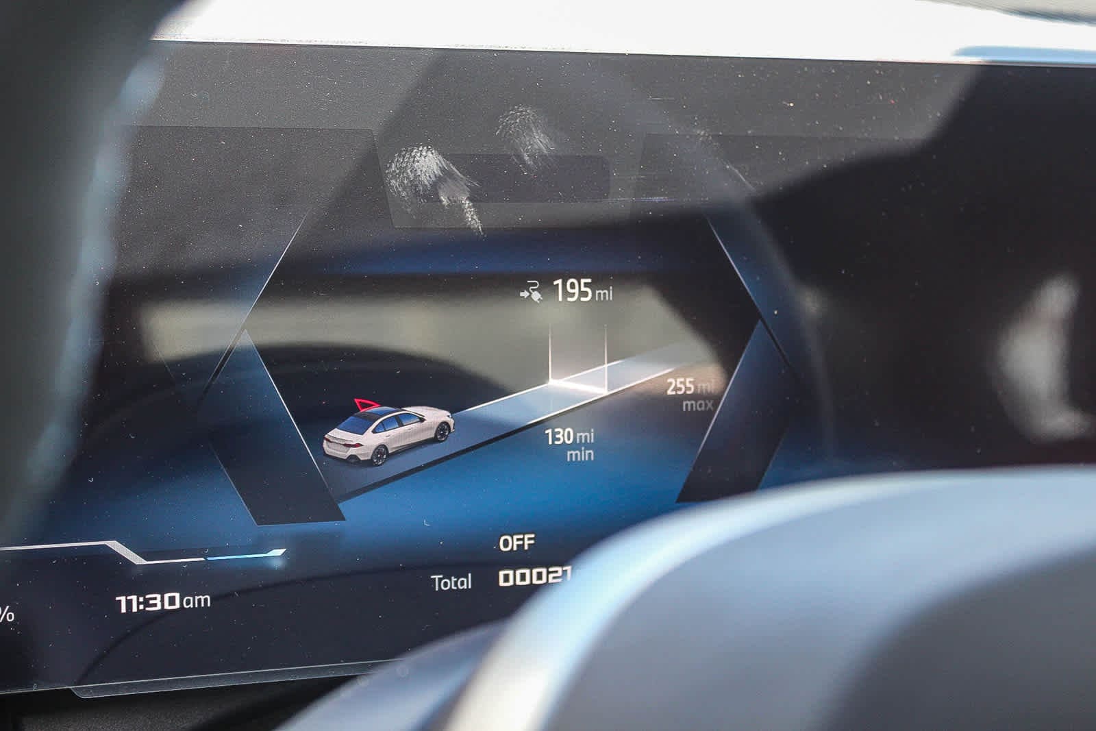 Thumbnail: 2025 BMW i5 - 22