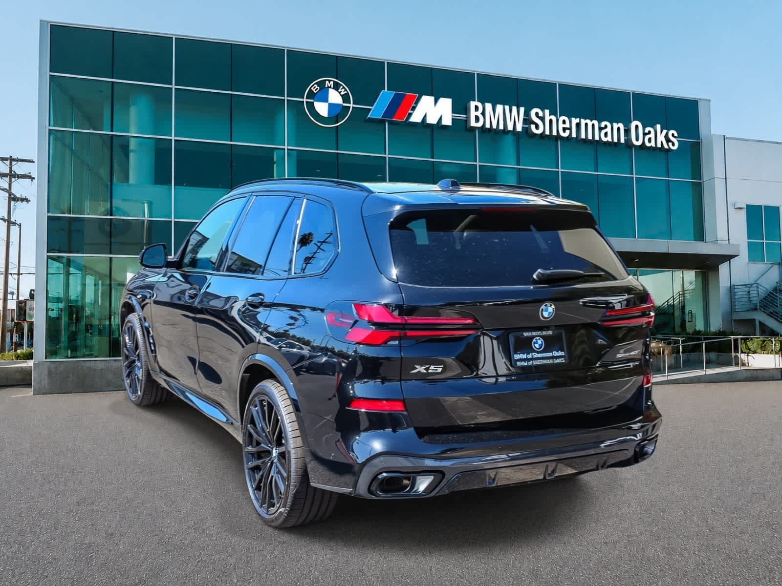 Thumbnail: 2026 BMW X5 - 6