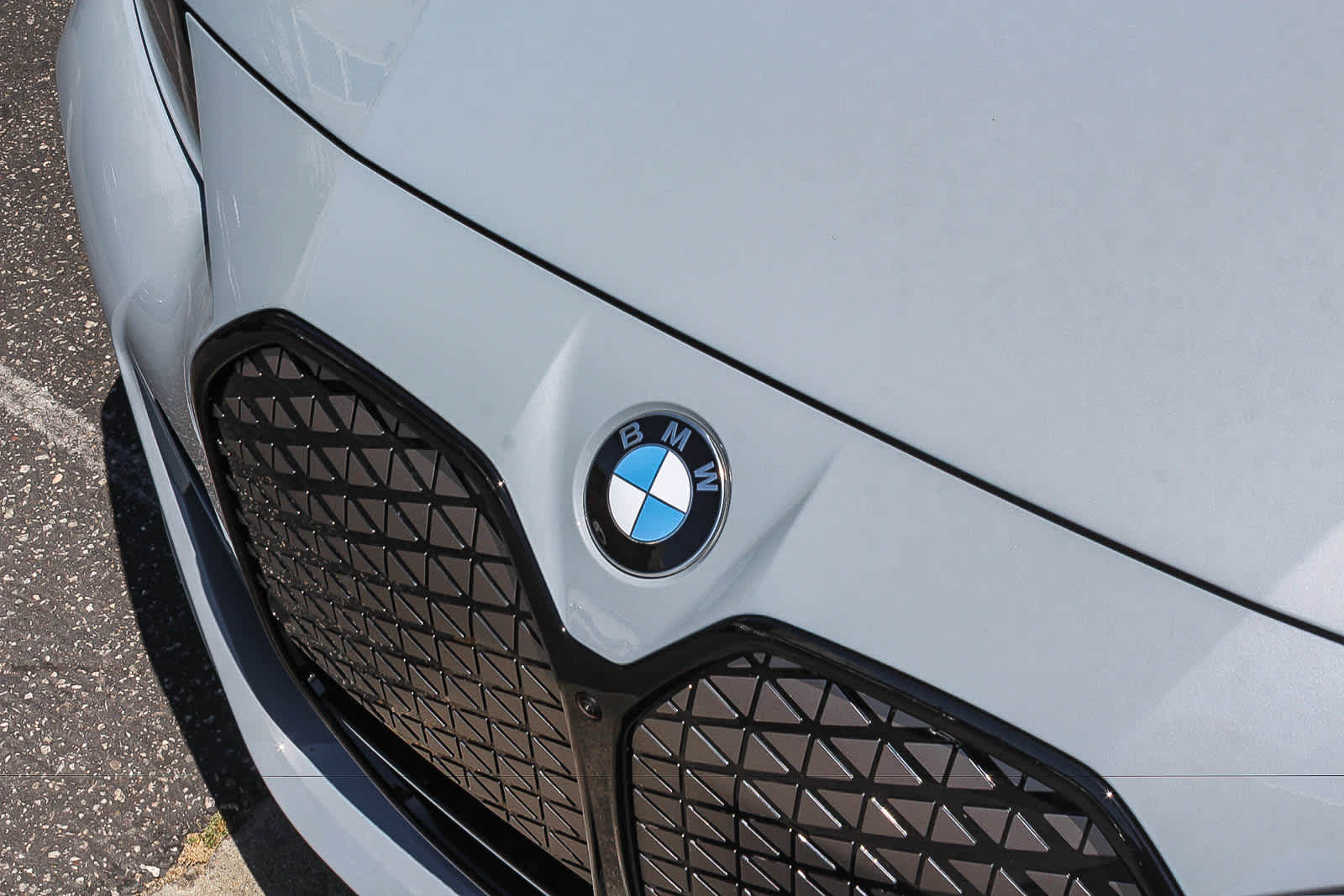 Thumbnail: 2026 BMW i4 - 12
