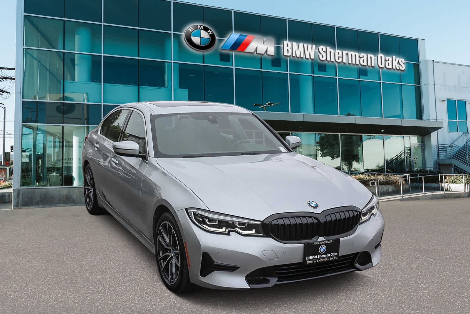 Thumbnail: 2020 BMW 3 Series - 3
