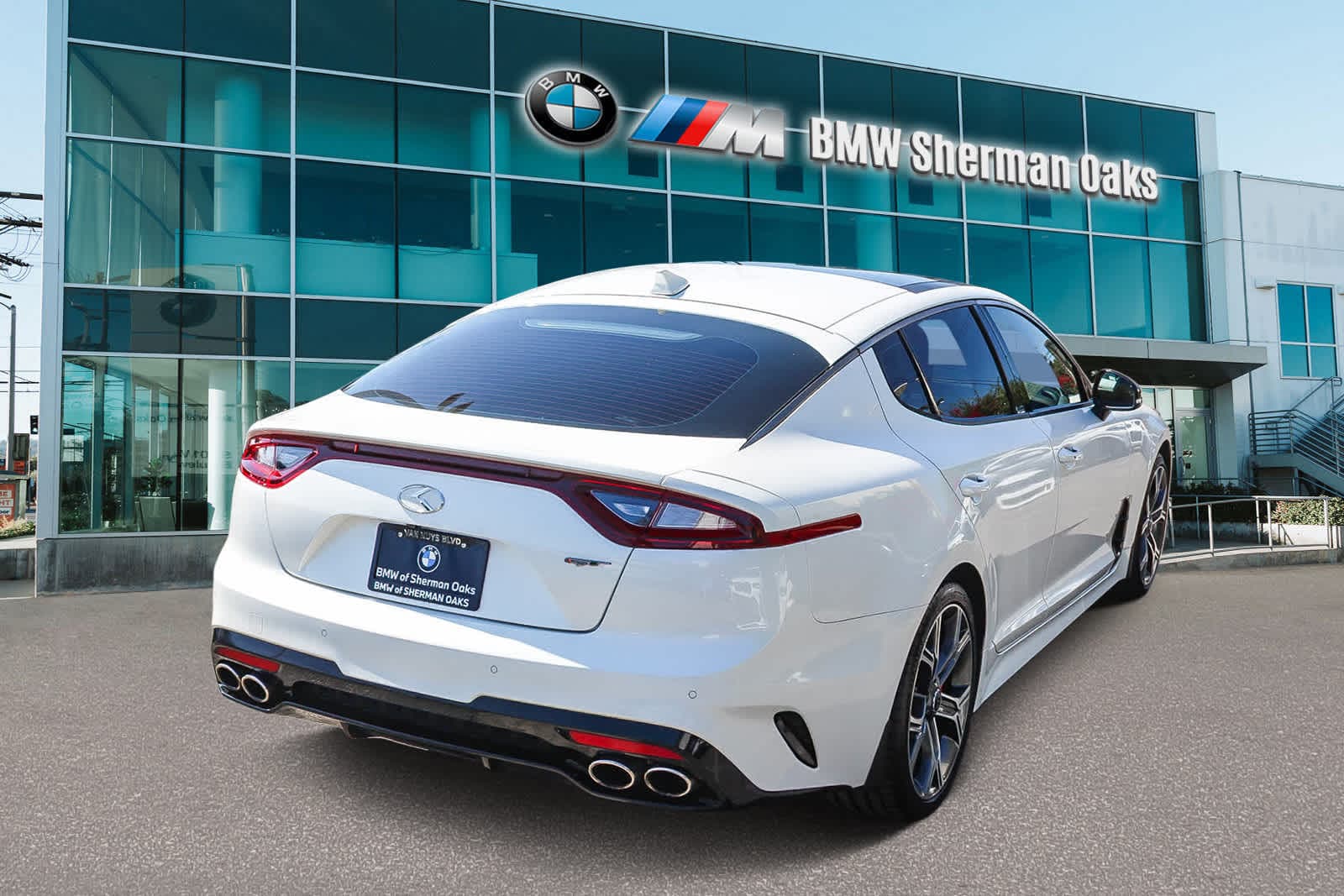 Thumbnail: 2019 Kia Stinger - 4