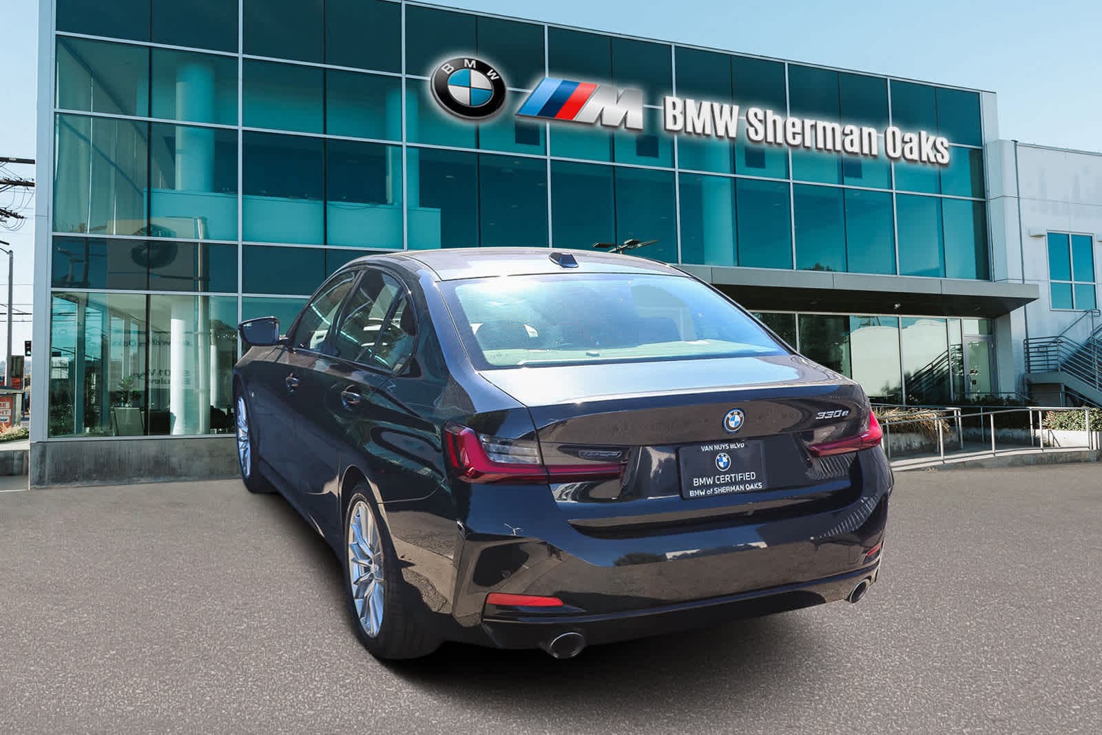 Thumbnail: 2023 BMW 3 Series - 6