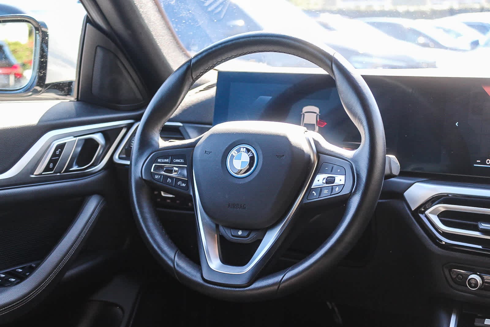 Thumbnail: 2023 BMW i4 - 15