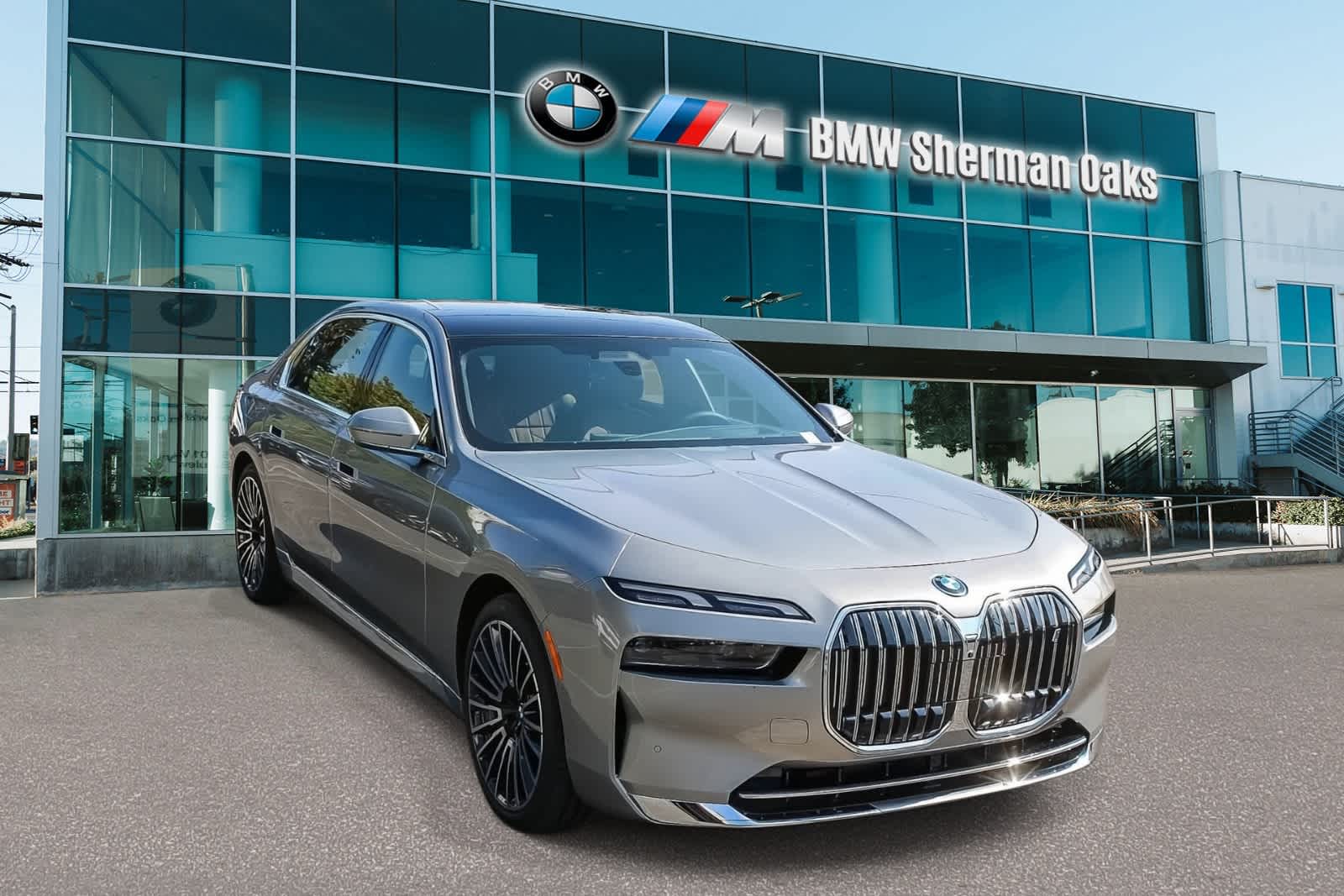 Thumbnail: 2026 BMW i7 - 3