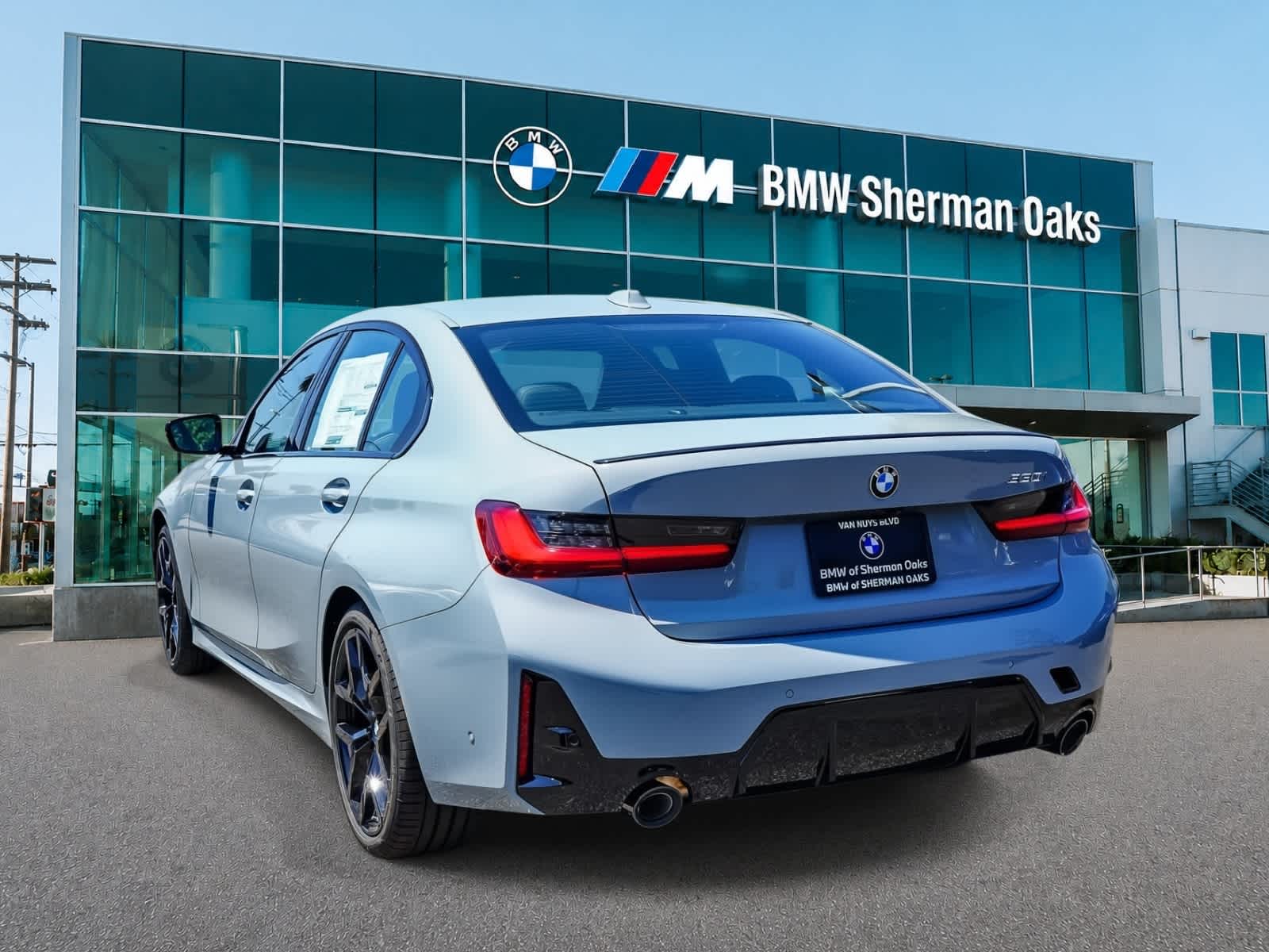 Thumbnail: 2026 BMW 3 Series - 6