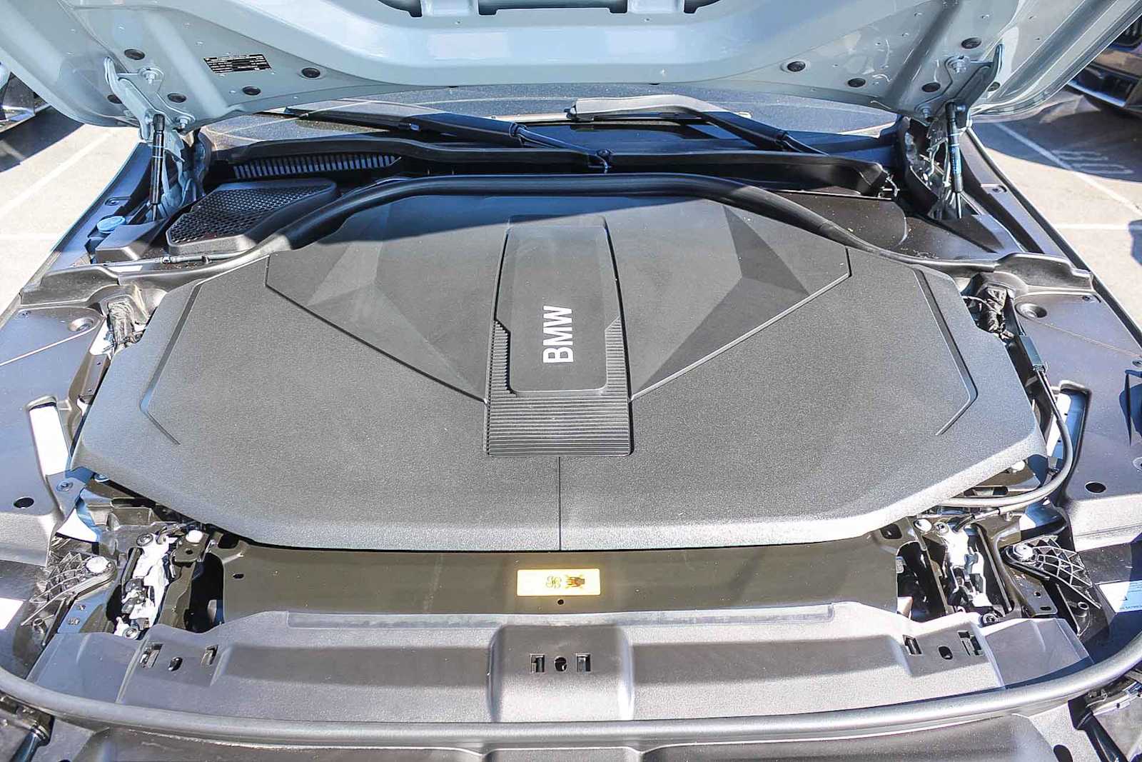 Thumbnail: 2025 BMW i5 - 26