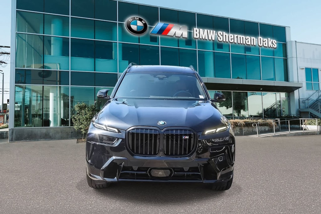 New 2026 BMW X7 M60i SUV