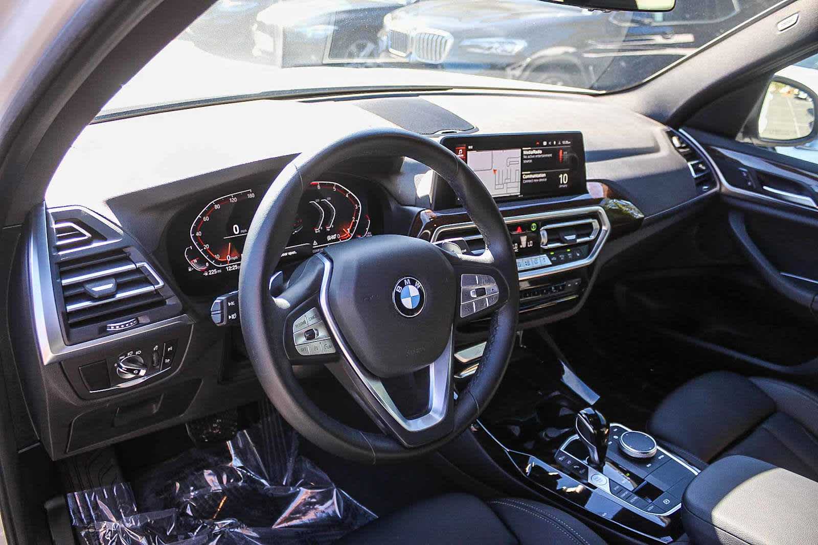 Thumbnail: 2024 BMW X3 - 17