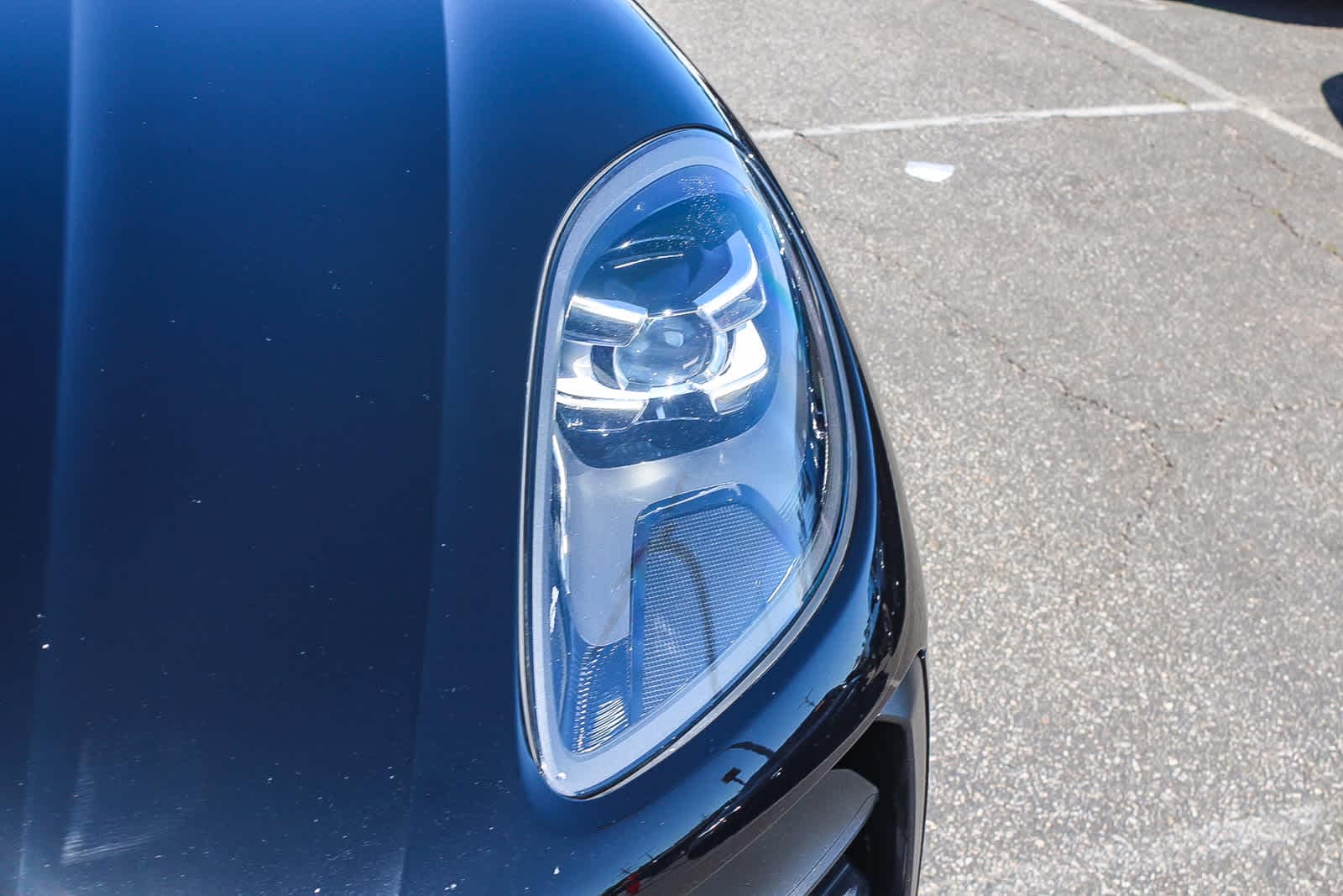 Thumbnail: 2019 Porsche Macan - 10