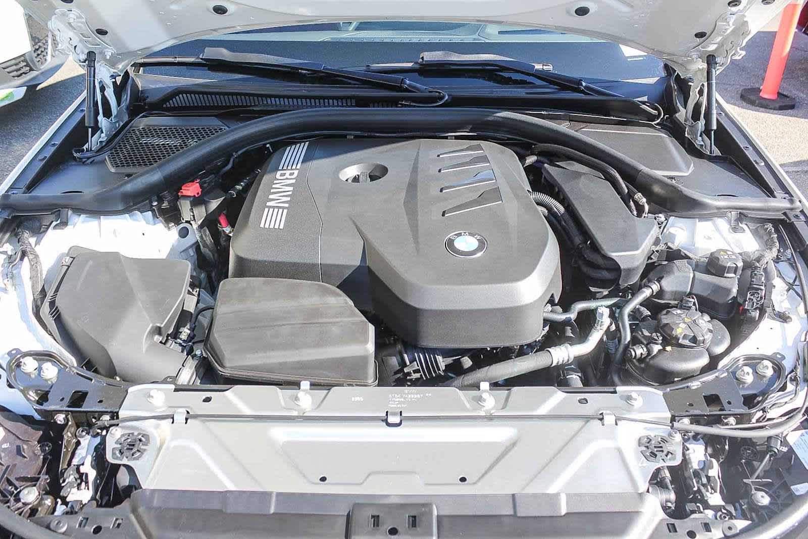Thumbnail: 2026 BMW 3 Series - 26