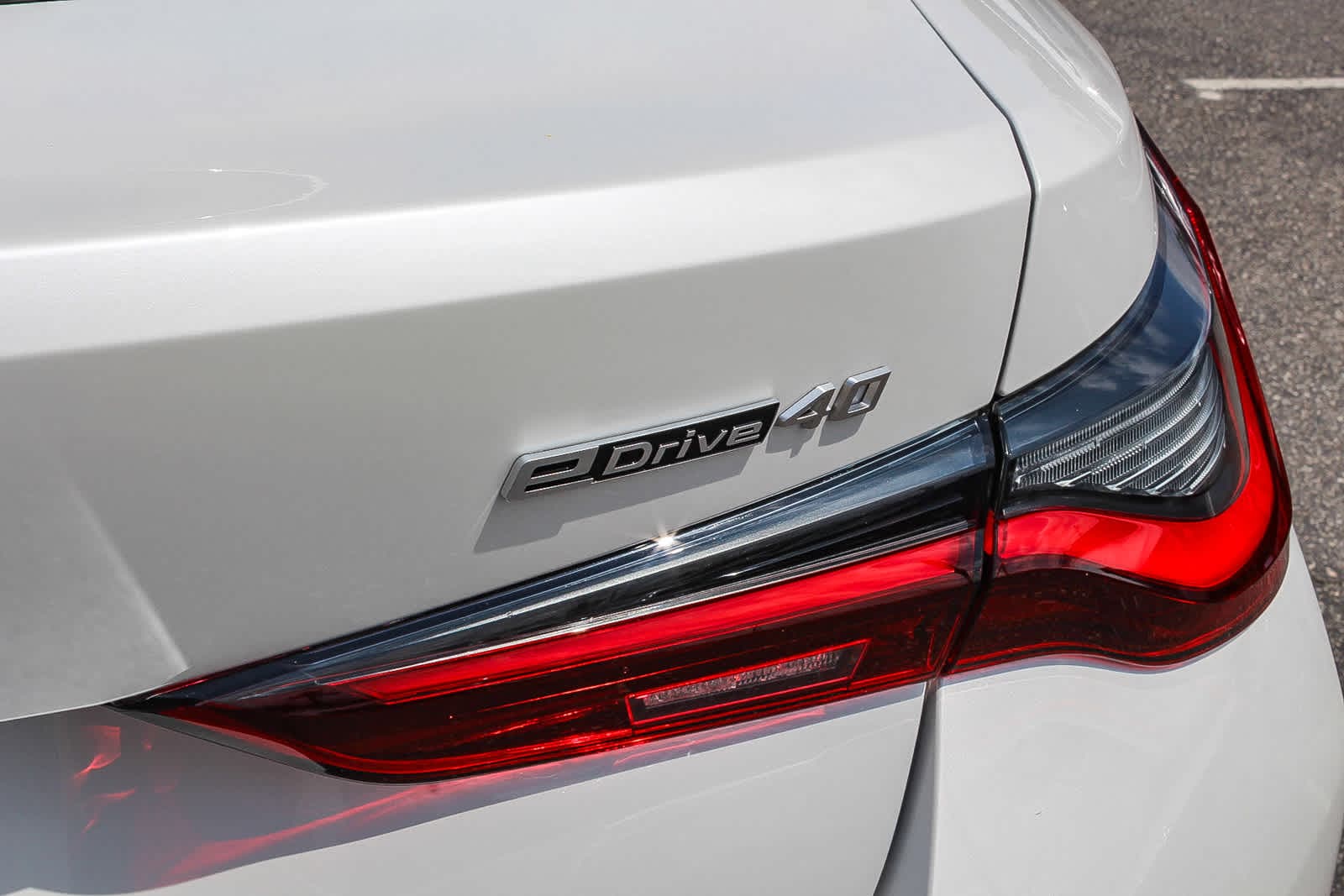 2025 BMW i4 eDrive40 25