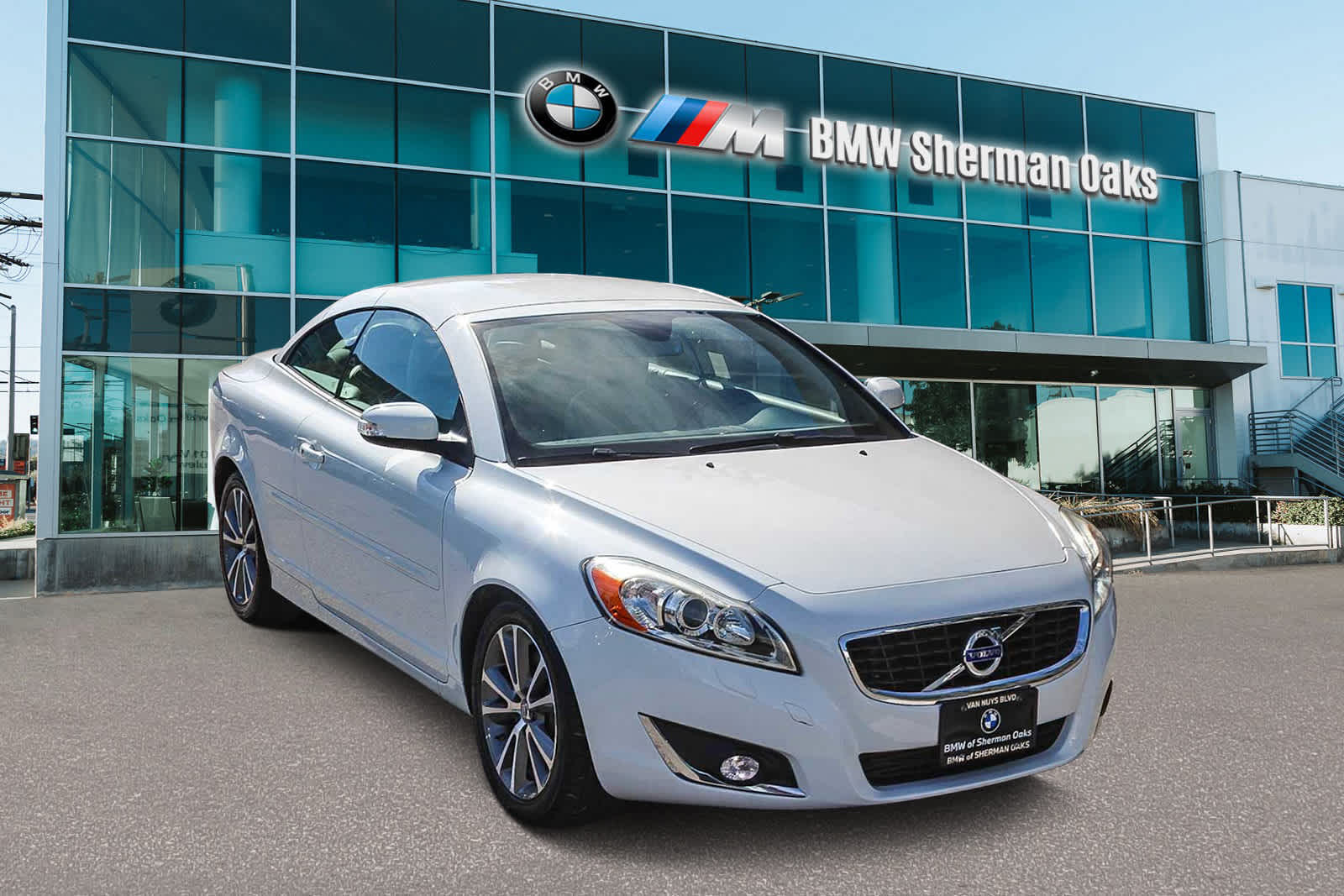 Thumbnail: 2013 Volvo C70 - 2