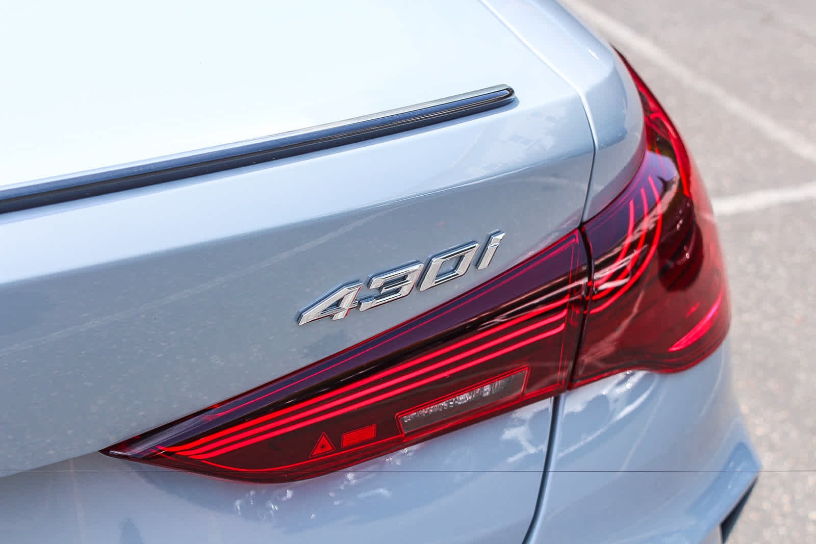 Thumbnail: 2027 BMW 4 Series - 25