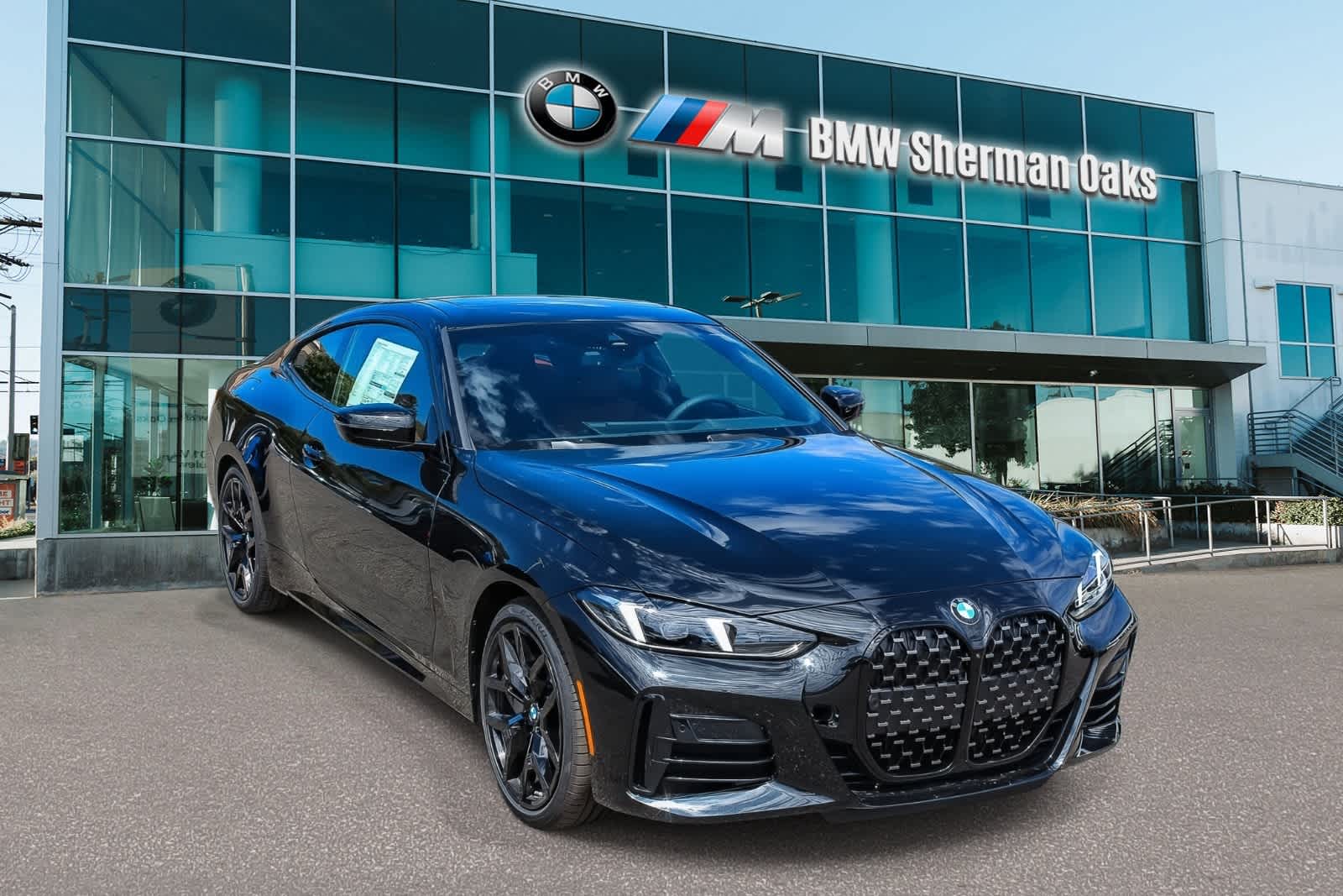 Thumbnail: 2026 BMW 4 Series - 3