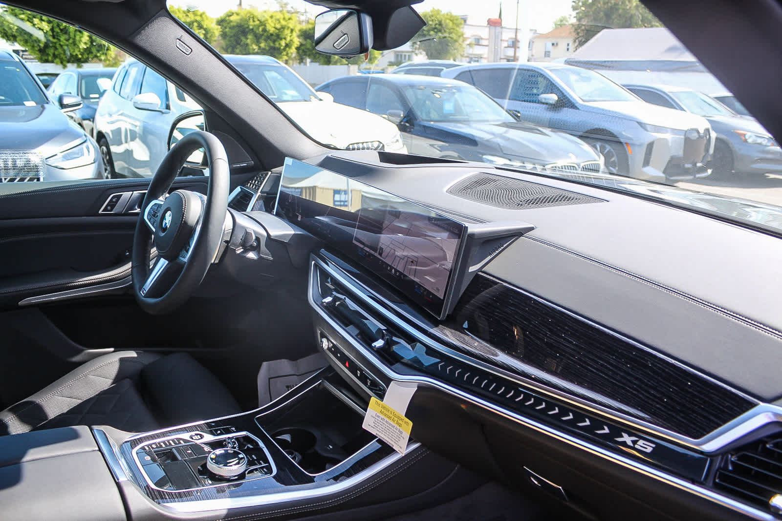 Thumbnail: 2026 BMW X5 - 16