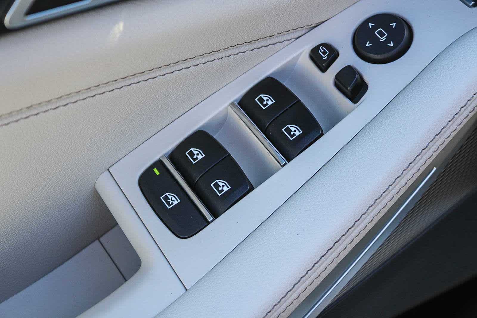 Thumbnail: 2021 BMW X5 - 20