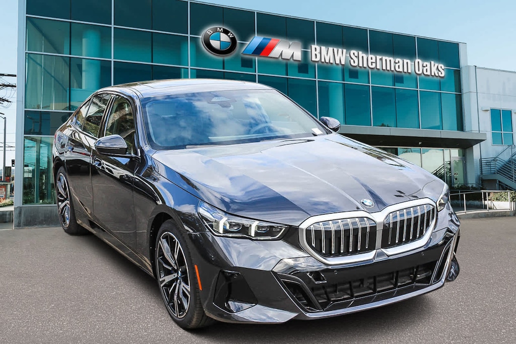 New 2026 BMW 530i Sedan