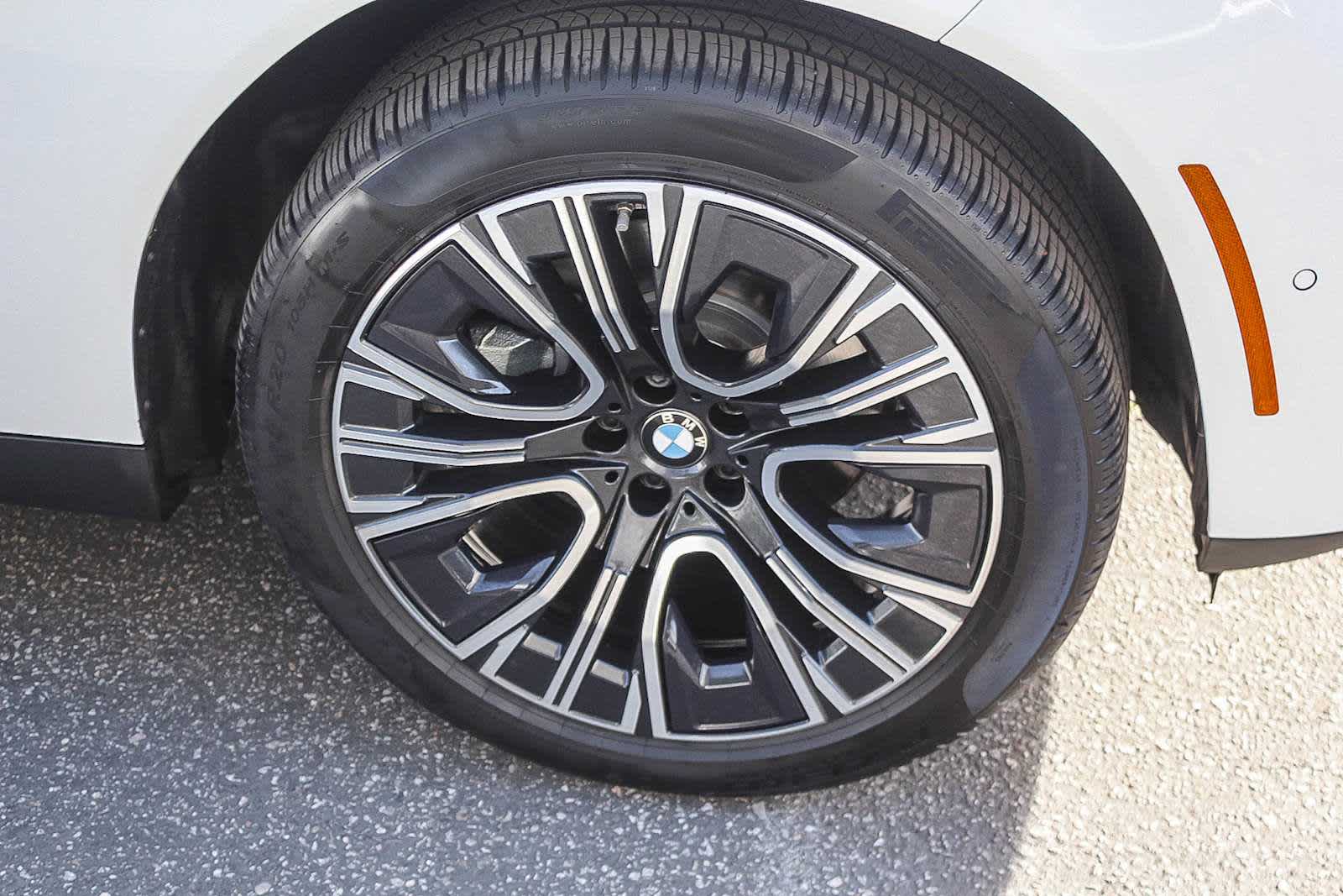 Thumbnail: 2025 BMW X3 - 9