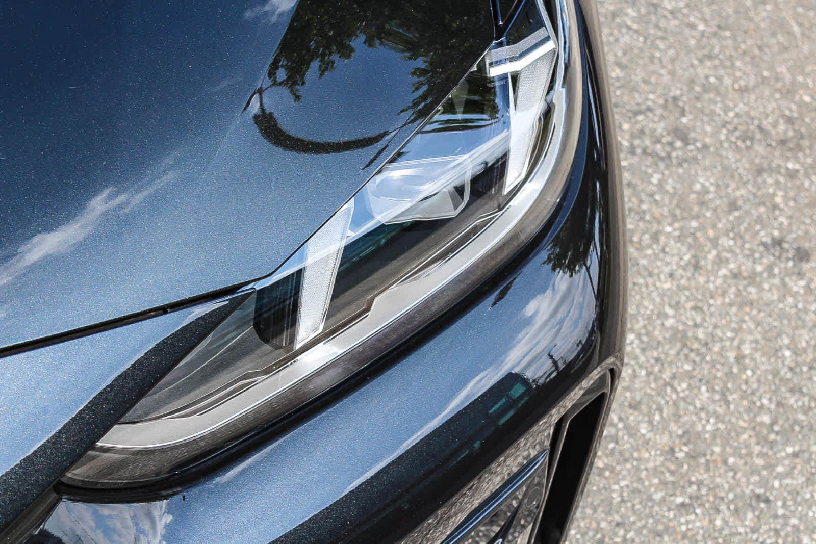 Thumbnail: 2025 BMW i4 - 10