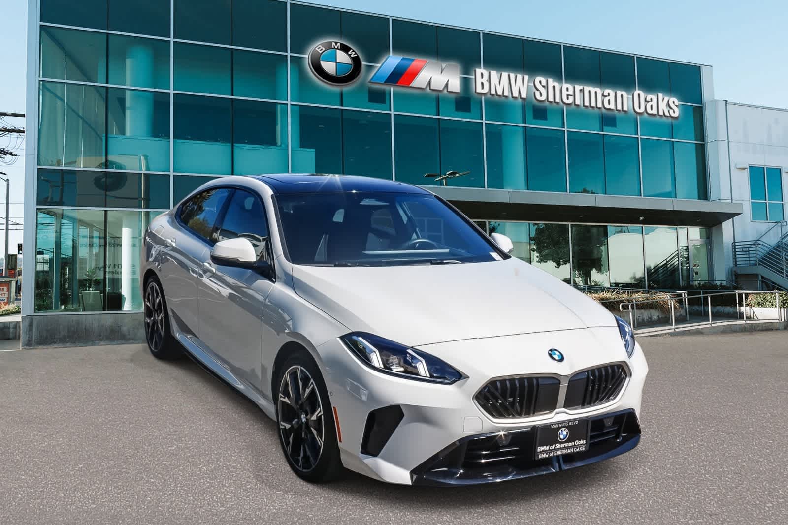 2026 BMW 228i photo 2