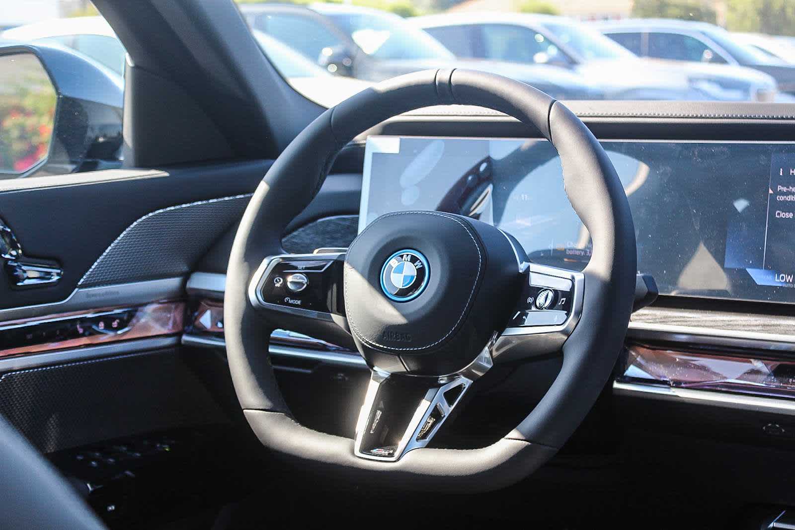 Thumbnail: 2025 BMW i7 - 15