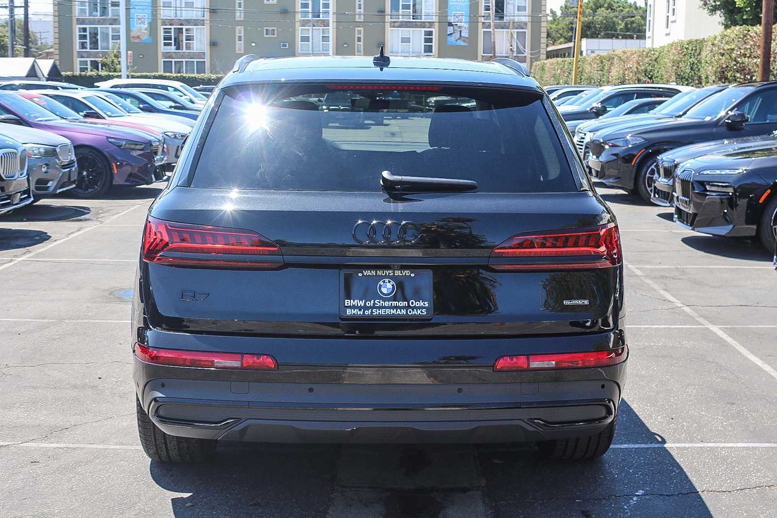 Thumbnail: 2023 Audi Q7 - 5