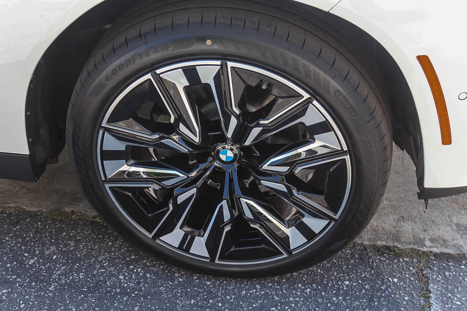 Thumbnail: 2026 BMW X3 - 9