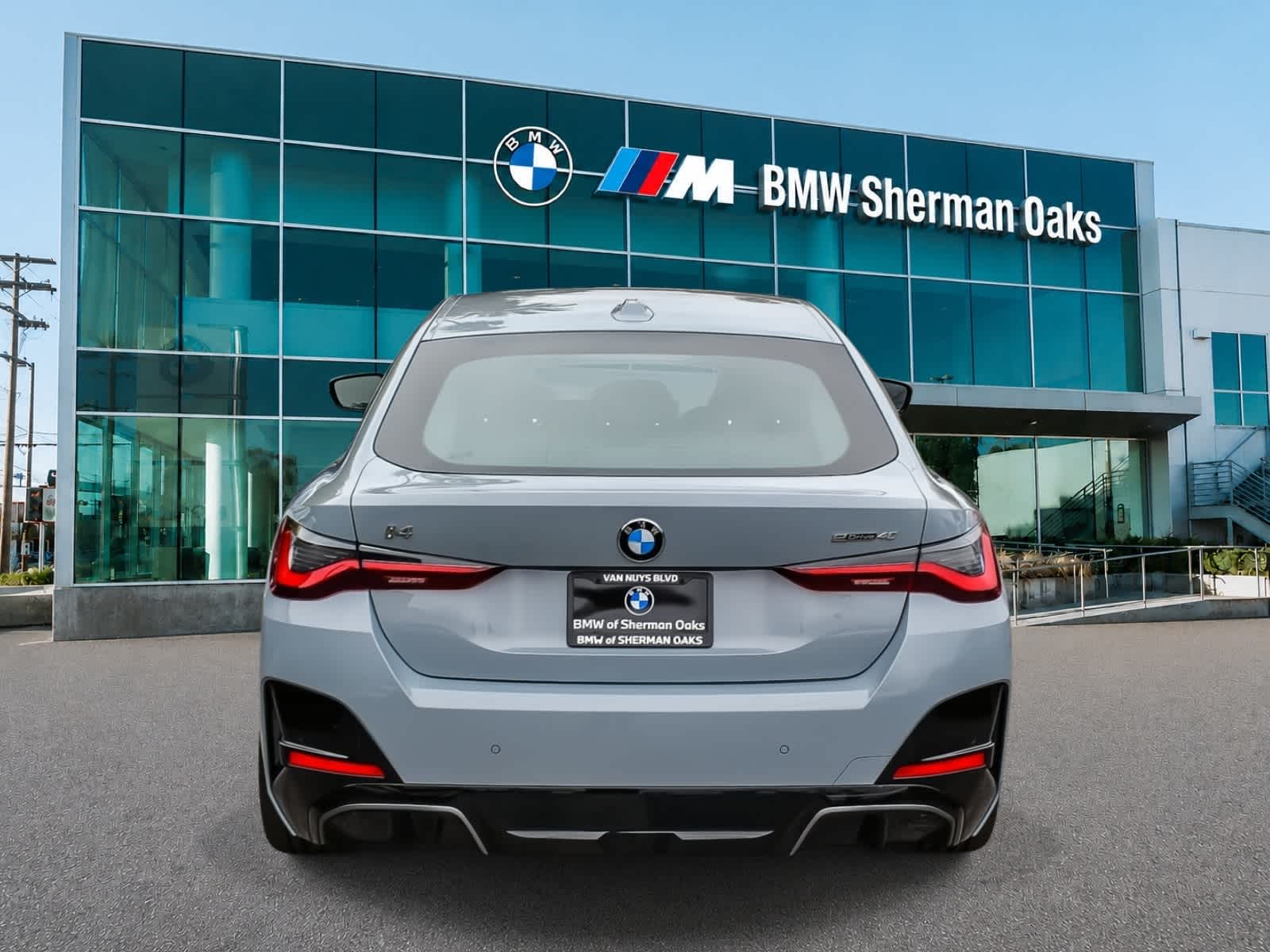 Thumbnail: 2026 BMW i4 - 5