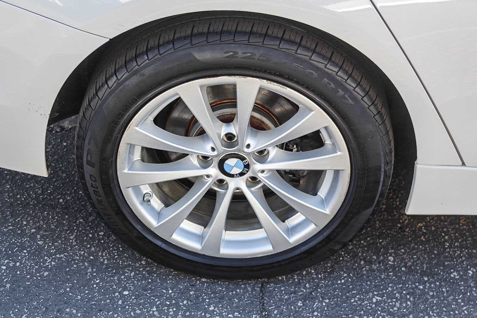 Thumbnail: 2018 BMW 3 Series - 8