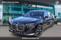 2026 BMW 750e xDrive Sedan
