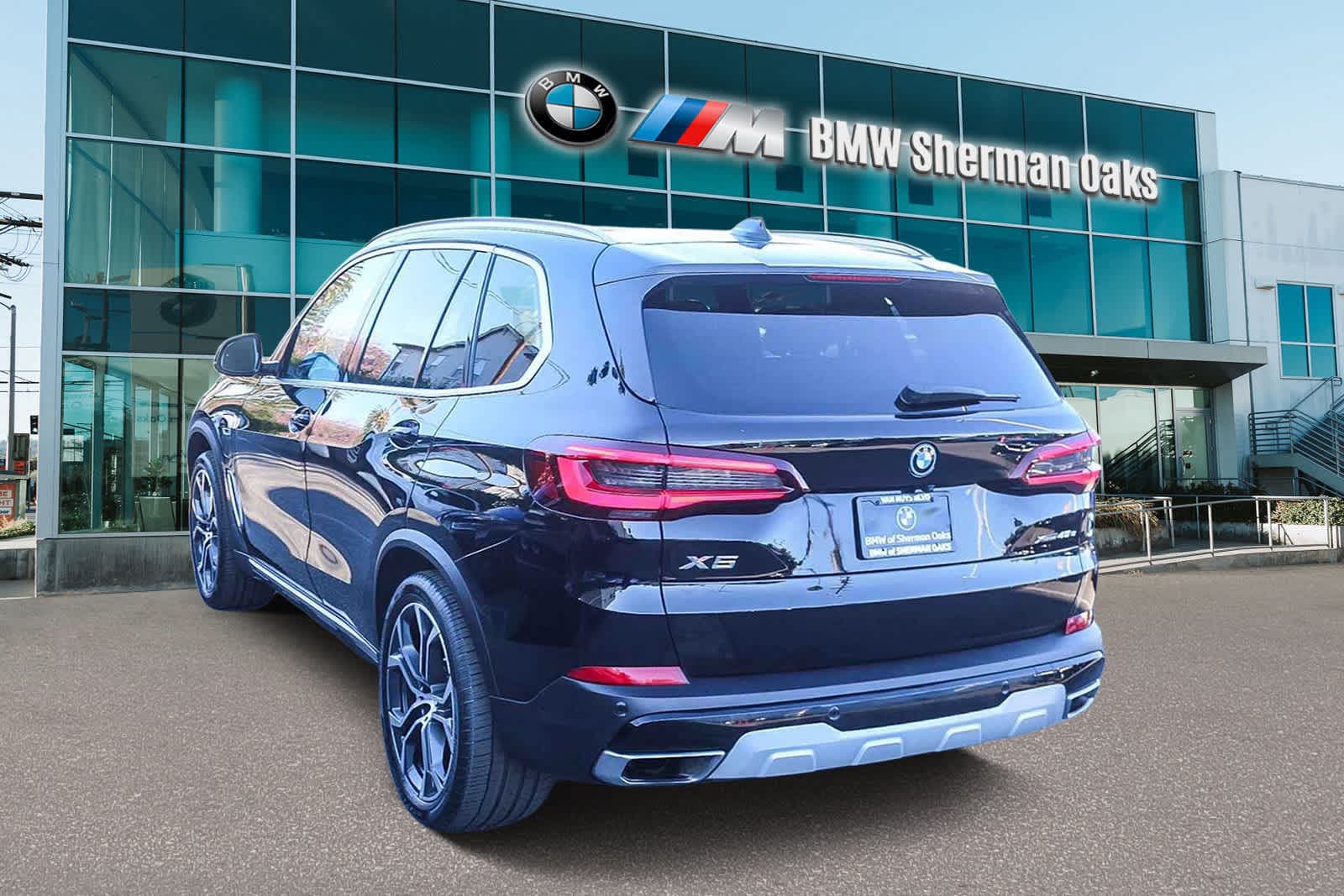 2023 BMW X5 PHEV xDrive45e photo 5