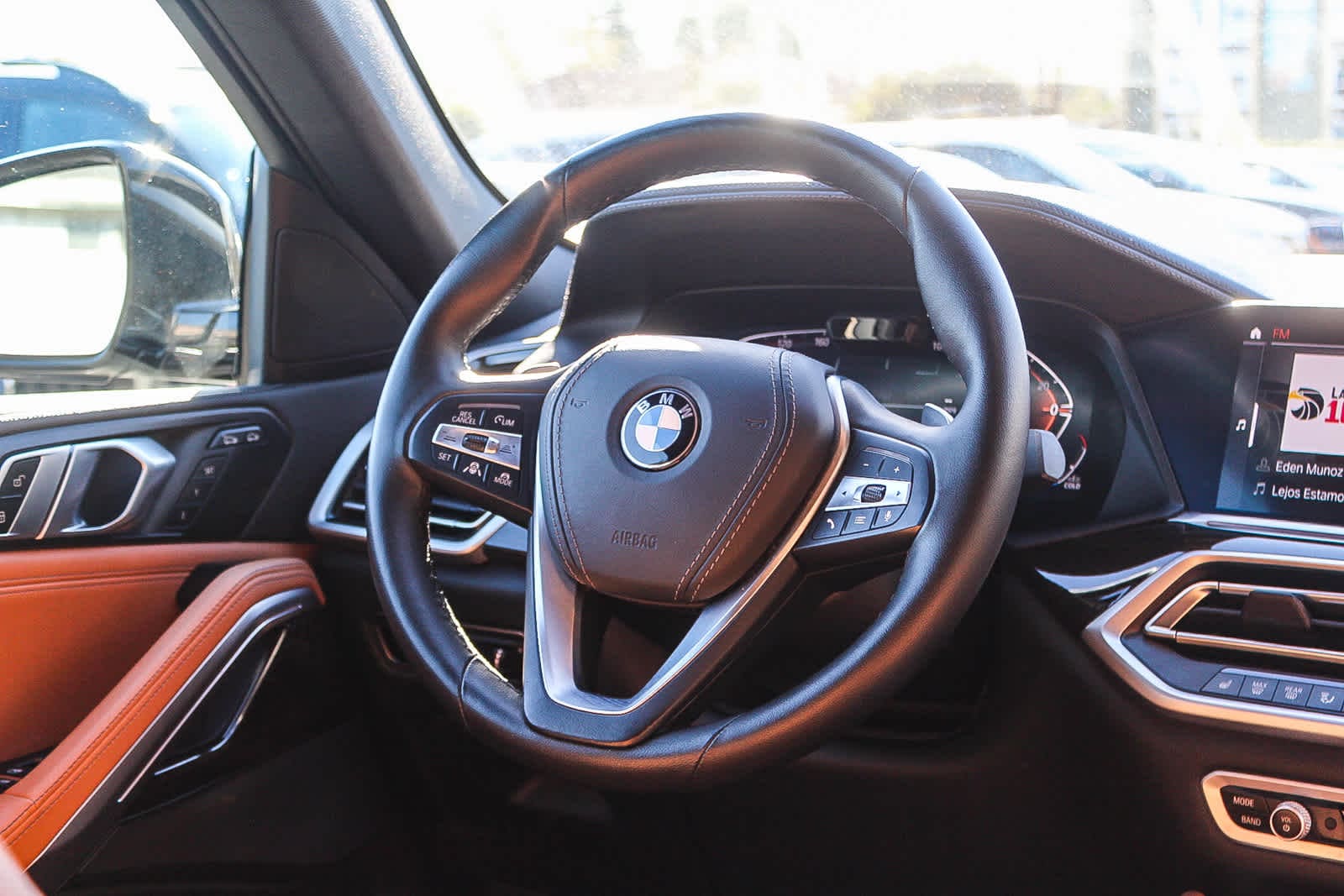 Thumbnail: 2023 BMW X6 - 15