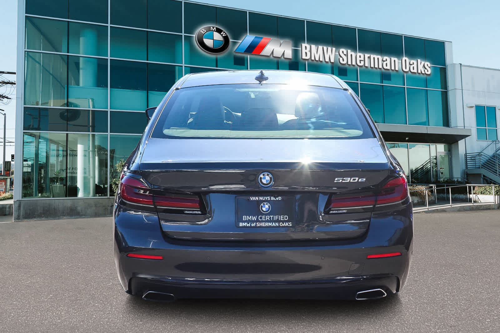 Thumbnail: 2023 BMW 5 Series - 5
