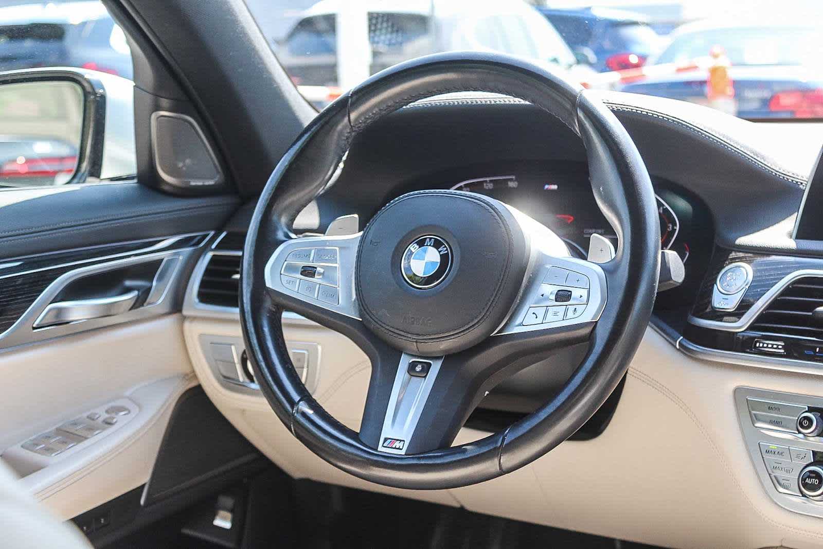 Thumbnail: 2022 BMW 7 Series - 15