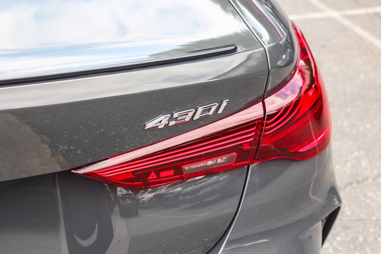Thumbnail: 2027 BMW 4 Series - 25