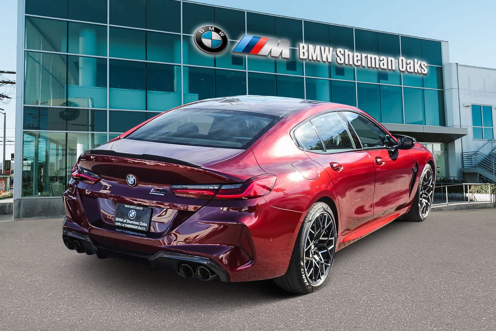 Thumbnail: 2025 BMW M8 - 4