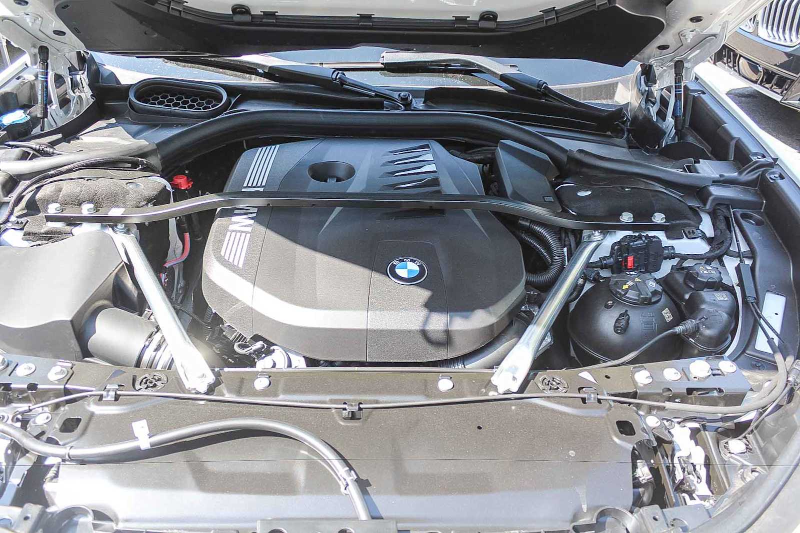 Thumbnail: 2026 BMW 7 Series - 26